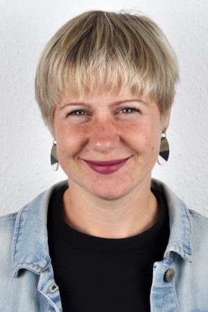 Frau Sárvári