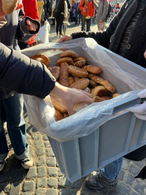 Brötchen-Spende von Mainzer Bäckereien